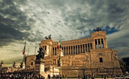 Monumento nazionale dedicato a Vittorio Emanuele II, primo re d'Italia.