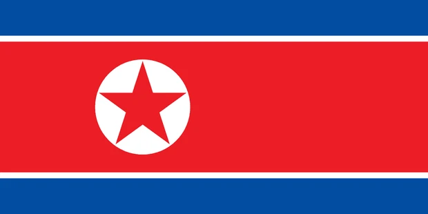 Bandiera della Corea del Nord con bande orizzontali blu e rosse, strisce bianche e una stella rossa in un cerchio bianco