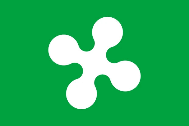 Bandiera della Lombardia con sfondo verde e rosa camuna bianca al centro, simbolo della regione italiana.
