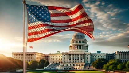 Bandiera degli Stati Uniti davanti al Campidoglio, nella capitale Washington D.C.