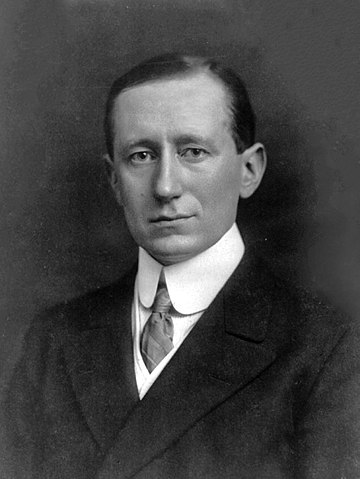 Guglielmo Marconi, l'inventore della radio. Ritratto del 1908.