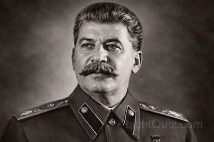 Ritratto di Joseph Stalin, leader dell’Unione Sovietica, in uniforme militare