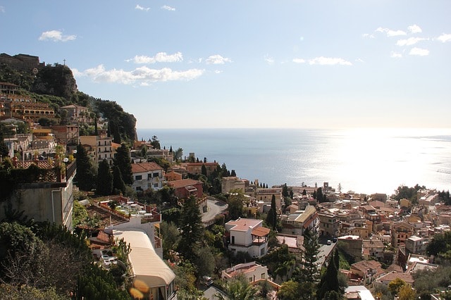 Sicilia, Taormina, case, mare